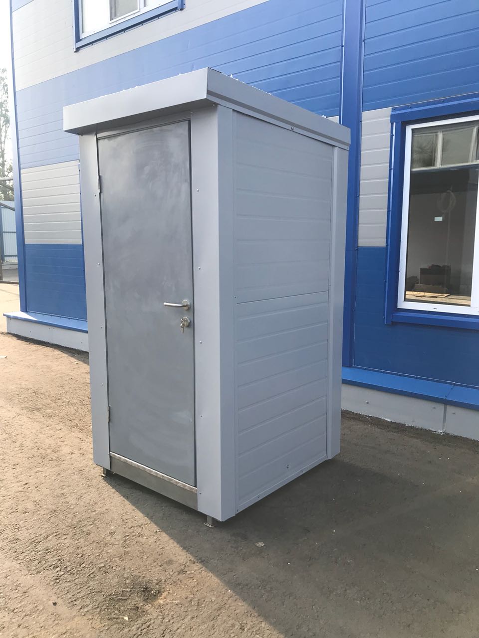Теплая туалетная кабина ЭКОС-1 с баком на 250 л. в Одинцово